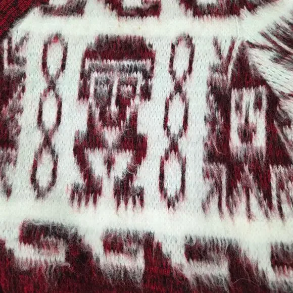Fair Isle Red & White Fuzzy V-neck Cozy Sweater Stretchy size Small - Picture 10 of 12